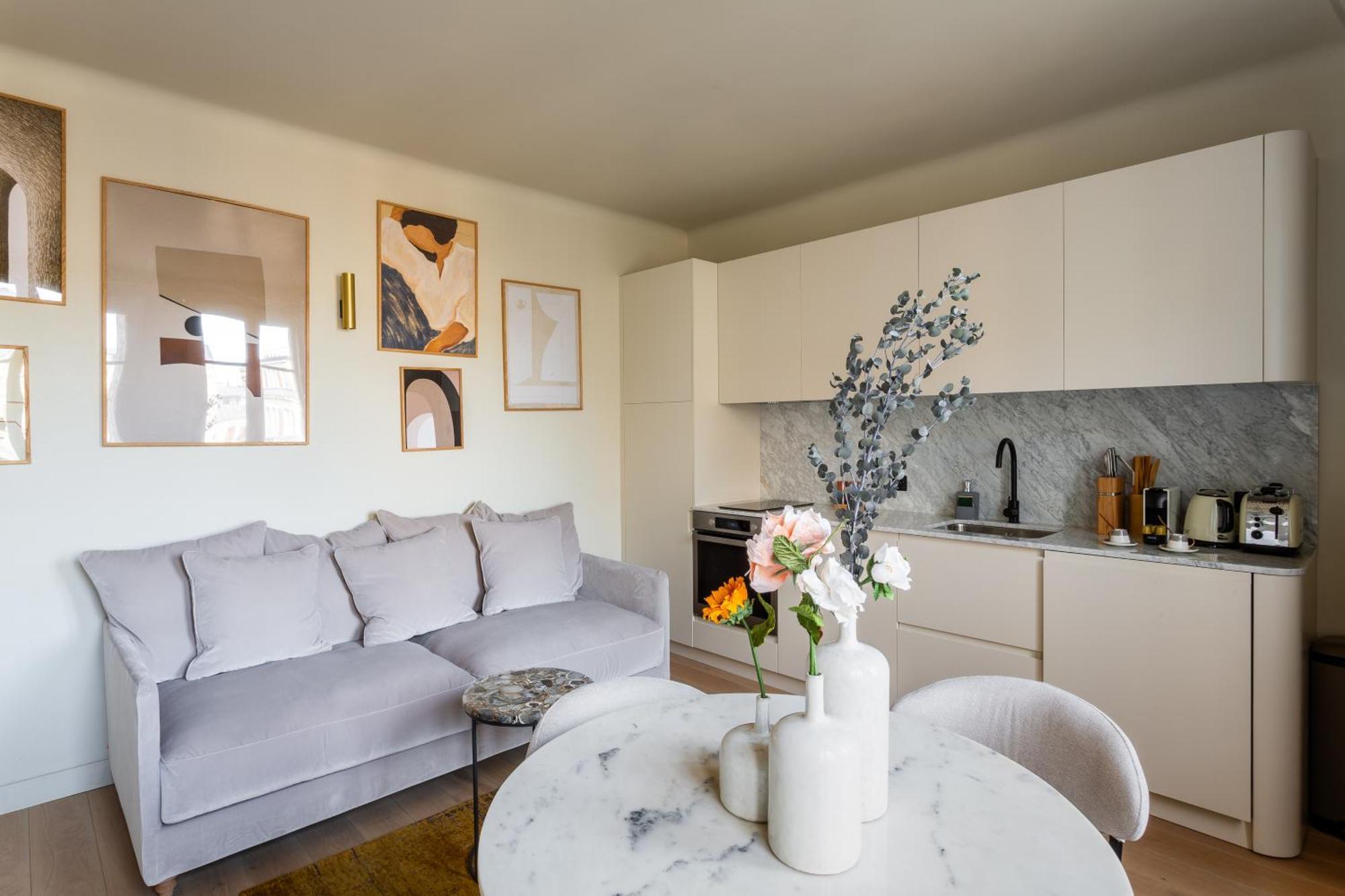 The Carla Suite Eiffel Tower View باريس المظهر الخارجي الصورة