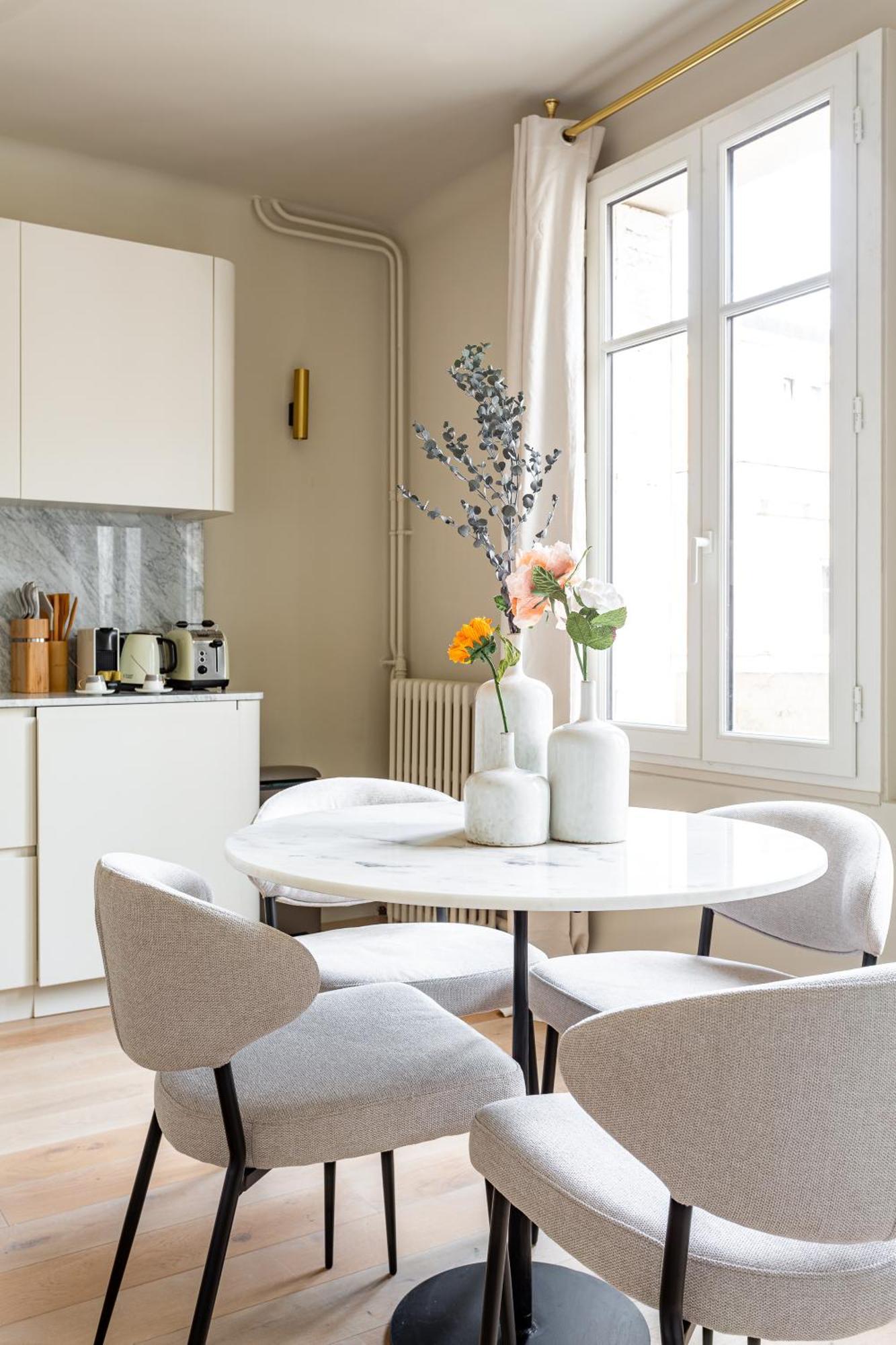 The Carla Suite Eiffel Tower View باريس المظهر الخارجي الصورة